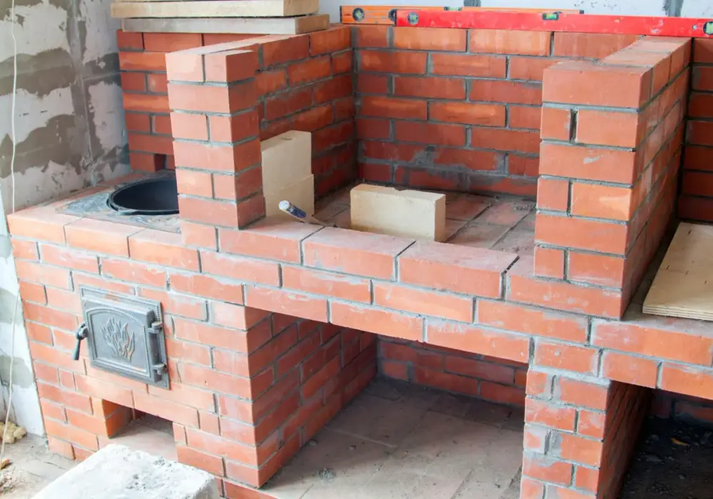 Jak zbudować grill murowany krok po kroku? Przewodnik DIY